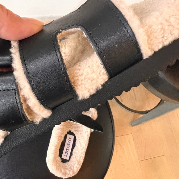 Steve Madden NWOT sandals/slippers/house shoes fleece lining so 8 - Picture 4 of 7